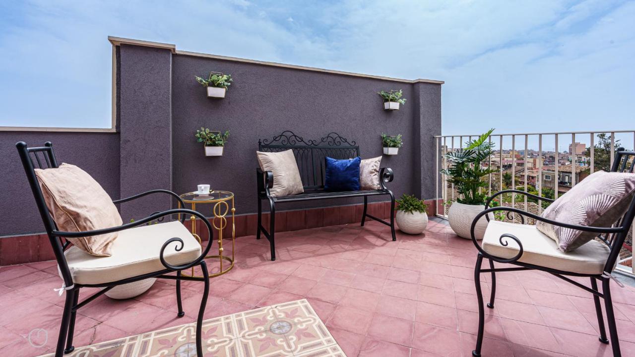 Palazzo Nouveau Apartamento Catânia Exterior foto